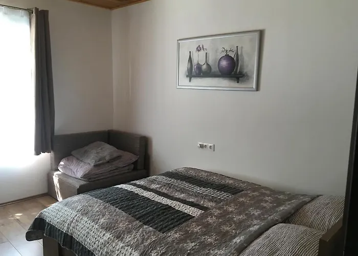 Balatonkenesei Vendeghaz Apartment Balatonkenese